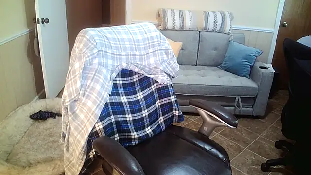 superbearboss online show from April 9, 2026, 4:34 pm