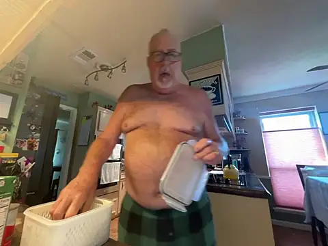 superbearboss online show from July 27, 2026, 2:24 pm