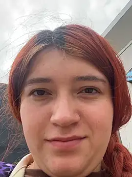 Karina Leon online show from February 17, 2026, 6:36 pm