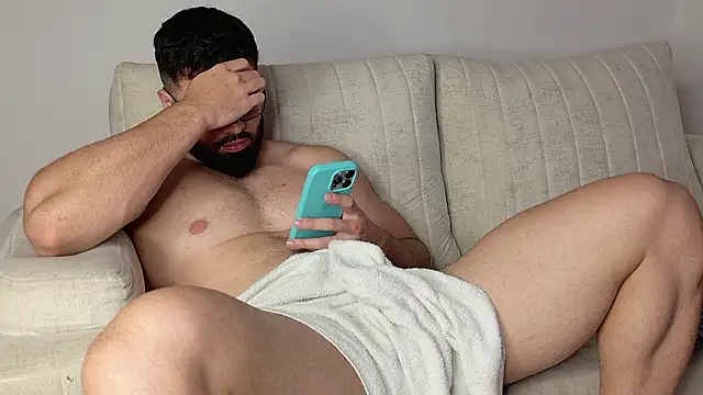 Snapshot of Roman_Lux chatting on March 12, 2026, 2:39 am Roman Lux online show from March 12, 2026, 2:39 am