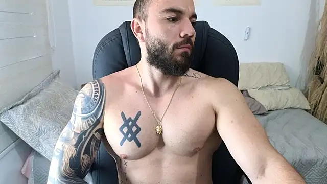 Isaac Carter online show from December 5, 2025, 1:31 pm