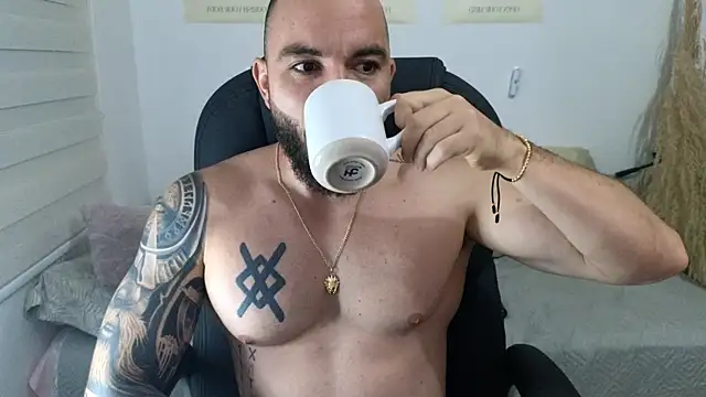 Isaac Carter online show from December 17, 2025, 11:16 am