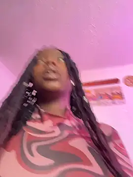 Snapshot of Kennya__ chatting on December 14, 2025, 6:56 pm Kennya online show from December 14, 2025, 6:56 pm