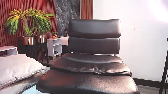  bunnyboy  online show from March 9, 2025, 9:02 am