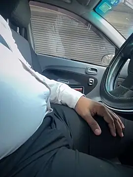 dam-her-boy online show from September 12, 2025, 2:22 am