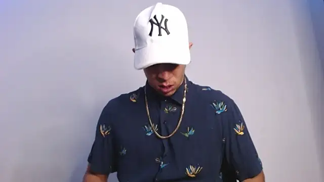 Monkey uchiha777 online show from January 8, 2026, 8:33 pm