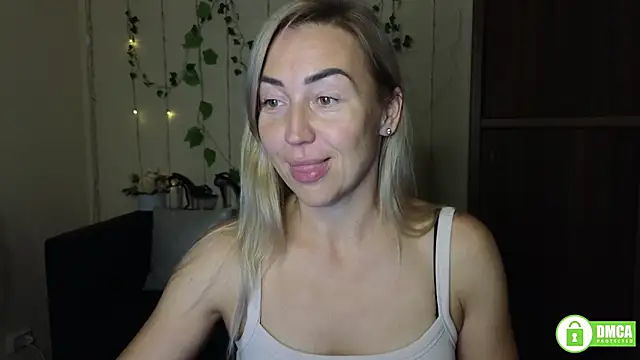 Kiss julli88I online show from September 18, 2025, 5:26 pm