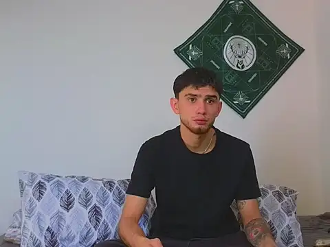 samevansx  online show from September 16, 2025, 1:01 pm