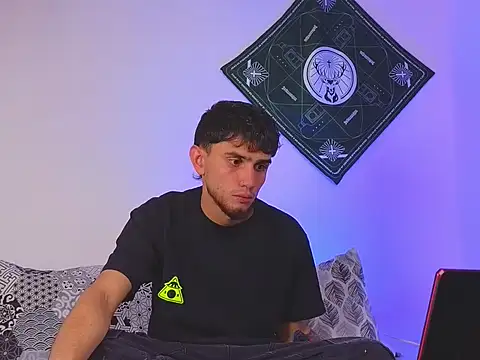 samevansx  online show from November 12, 2025, 4:29 pm