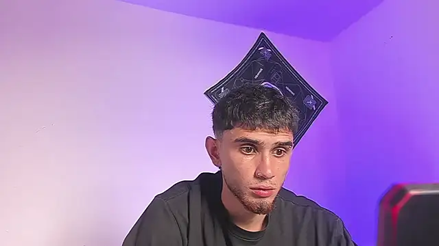 samevansx  online show from June 18, 2026, 5:06 pm