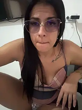 jheicylli online show from July 27, 2026, 4:14 pm