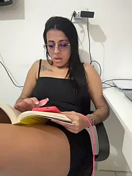 jheicylli online show from July 28, 2026, 1:32 pm