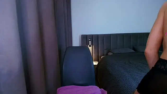 darcydixx online show from March 27, 2026, 7:02 pm