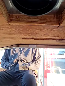 Snapshot of Gotabodiee chatting on October 23, 2025, 11:42 am Gotabodiee online show from October 23, 2025, 11:42 am