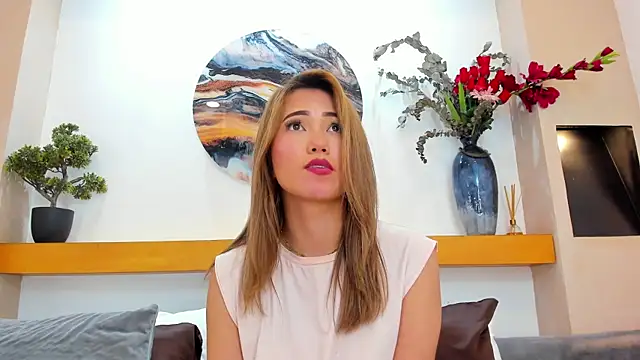 Snapshot of AzuraWave chatting on March 18, 2025, 2:25 am AzuraWave online show from March 18, 2025, 2:25 am