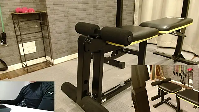 Snapshot of Stretch-man chatting on November 26, 2025, 1:01 pm Stretch-man online show from November 26, 2025, 1:01 pm