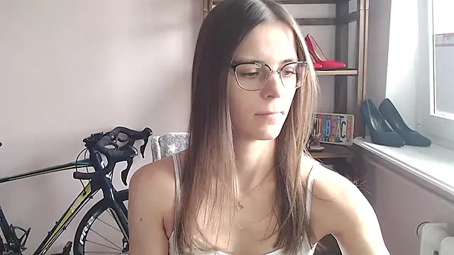 Snapshot of love_megi chatting on July 6, 2026, 1:30 pm love megi online show from July 6, 2026, 1:30 pm