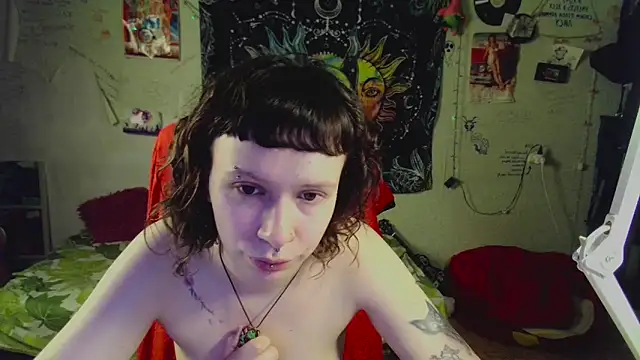 Snapshot of Lil_foxxx chatting on June 23, 2026, 5:55 pm Lil foxxx online show from June 23, 2026, 5:55 pm