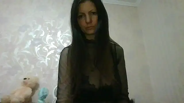 AliseWats online show from June 14, 2026, 7:38 pm