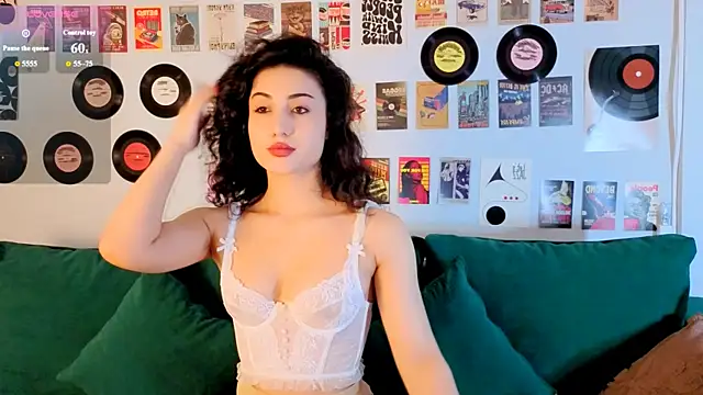Maya Rogerss online show from July 26, 2026, 2:46 pm