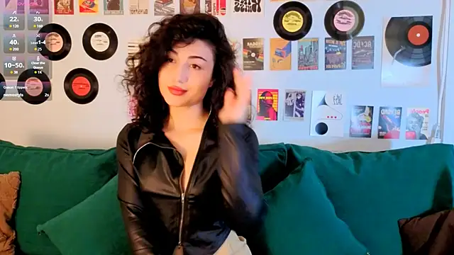Maya Rogerss online show from July 28, 2026, 3:21 pm