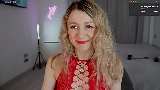   Milana     online show from February 14, 2026, 12:18 am