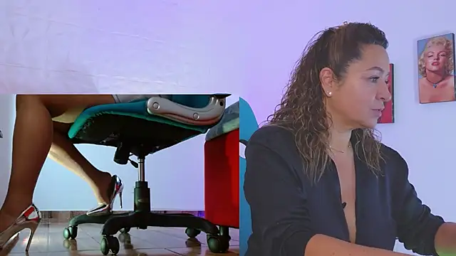 weet Evans    online show from November 21, 2025, 3:05 am