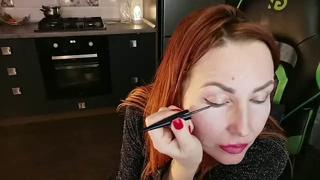 emlana online show from March 9, 2025, 12:10 am