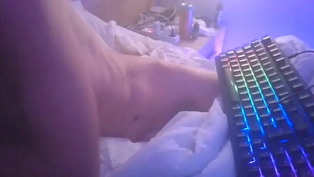 macford1 online show from November 30, 2025, 11:20 pm