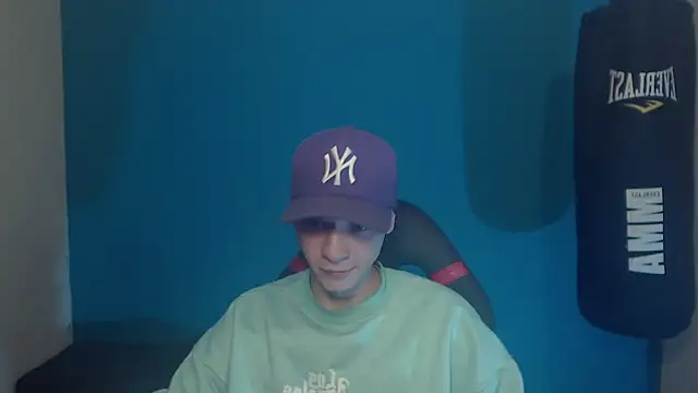 Burperking420  online show from September 8, 2025, 7:35 pm