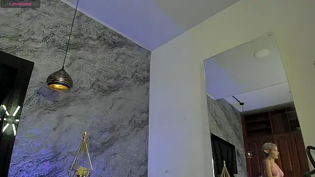 Samantha-Harpper online show from October 19, 2025, 11:27 pm