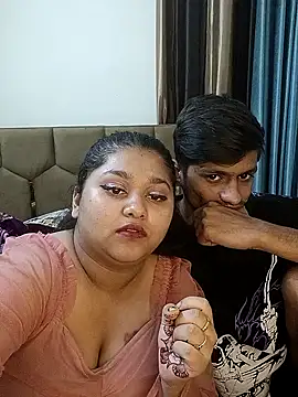 Snapshot of Strip-Couples chatting on March 9, 2025, 3:49 pm Strip-Couples online show from March 9, 2025, 3:49 pm