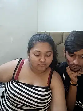 Snapshot of Strip-Couples chatting on March 9, 2025, 10:19 pm Strip-Couples online show from March 9, 2025, 10:19 pm