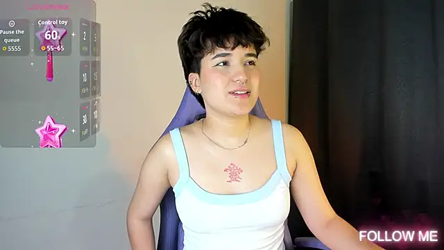 emma cute7 online show from October 2, 2025, 4:41 am