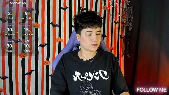 emma cute7 online show from October 16, 2025, 2:45 am