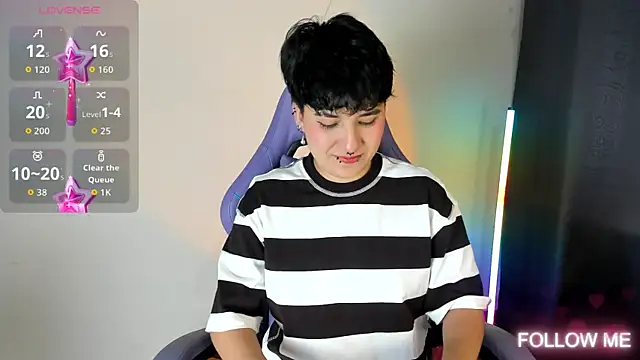 emma cute7 online show from January 14, 2026, 3:23 am