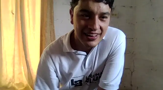Snapshot of hino_chan chatting on March 8, 2025, 5:33 pm hino chan online show from March 8, 2025, 5:33 pm