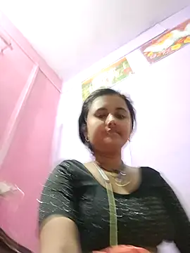 Poonam25 online show from March 10, 2025, 4:46 pm