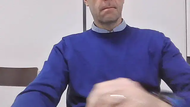 Snapshot of Simon_76 chatting on December 1, 2025, 1:38 pm Simon 76 online show from December 1, 2025, 1:38 pm