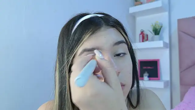 eva sin18 online show from September 18, 2025, 11:18 pm