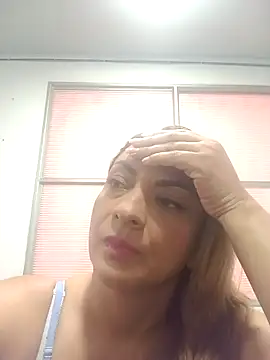 Milf-Prettyboobs online show from March 27, 2026, 9:36 pm