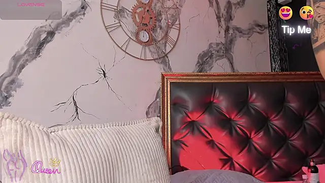 NaomiFrost online show from March 10, 2026, 1:05 pm