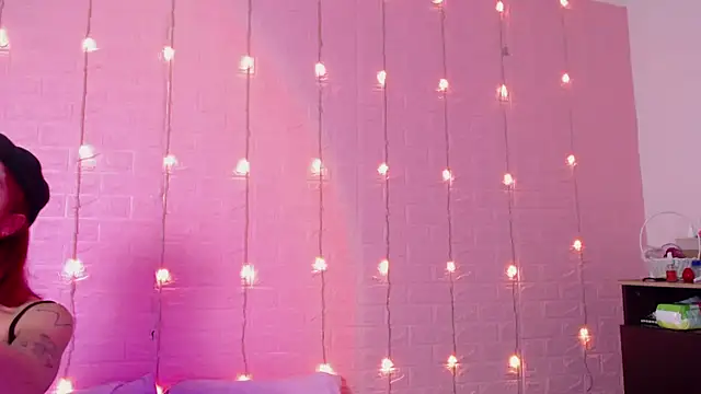 Snapshot of wet_valery chatting on February 11, 2026, 1:10 am wet valery online show from February 11, 2026, 1:10 am