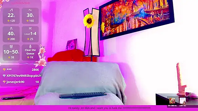 Snapshot of alexsandra_kiss chatting on March 21, 2026, 1:37 pm alexsandra kiss online show from March 21, 2026, 1:37 pm