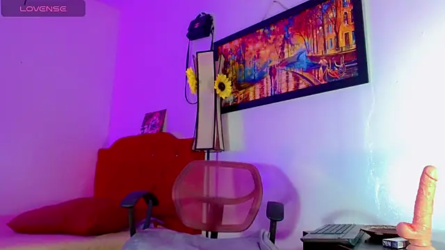 Snapshot of alexsandra_kiss chatting on April 7, 2026, 12:05 pm alexsandra kiss online show from April 7, 2026, 12:05 pm