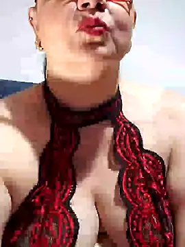 Snapshot of michellrodriguez chatting on February 5, 2026, 12:26 am michellrodriguez online show from February 5, 2026, 12:26 am