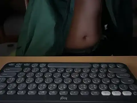 mak mark92 online show from October 9, 2025, 7:01 pm