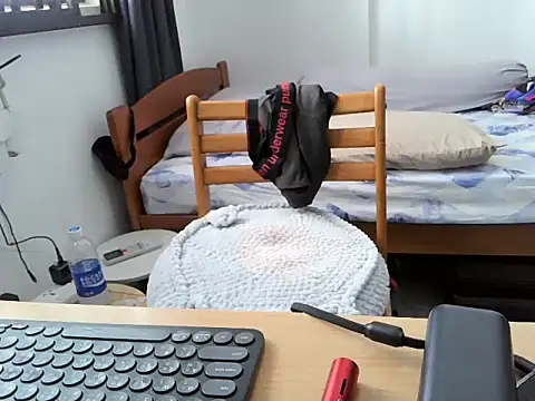 mak mark92 online show from October 19, 2025, 1:50 am