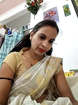Hotty-Nidhi online show from July 17, 2026, 6:09 am