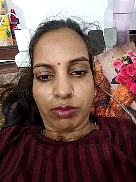 Hotty-Nidhi online show from July 22, 2026, 3:31 am